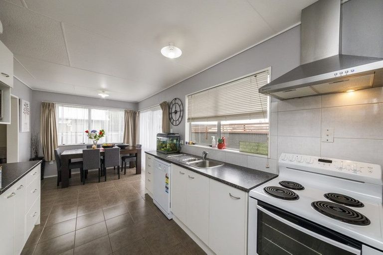 Photo of property in 8 Kaimanawa Street, Kelvin Grove, Palmerston North, 4414
