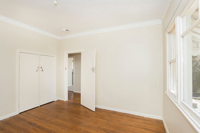 Photo of property in 17 De Lautour Road, Kaiti, Gisborne, 4010