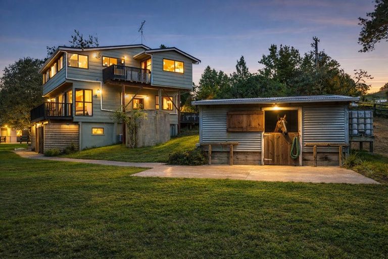 Photo of property in 462 Ahuroa Road, Puhoi, Warkworth, 0994