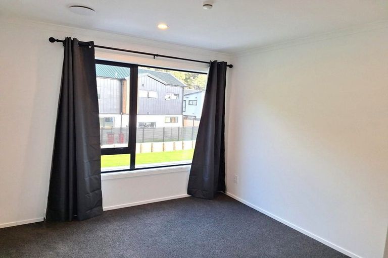 Photo of property in 15 Joseph Bolton Crescent, Trentham, Upper Hutt, 5018