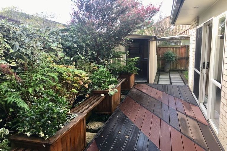 Photo of property in 321 Chapel Road, Flat Bush, Auckland, 2016