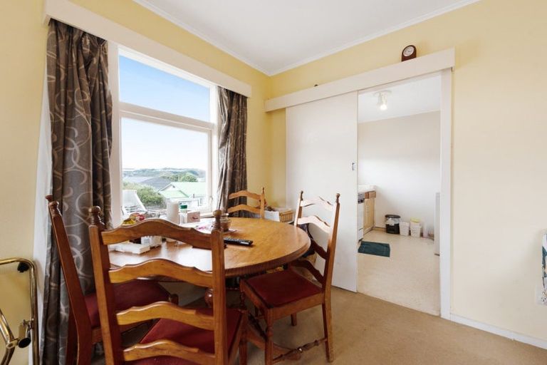 Photo of property in 139u5 Queens Drive, Lyall Bay, Wellington, 6022