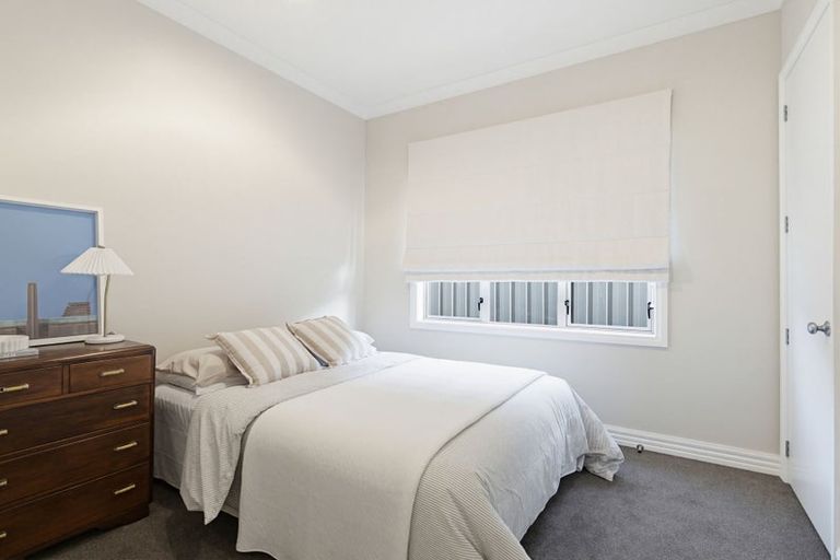Photo of property in 100 Hunter Drive, Awatoto, Napier, 4110