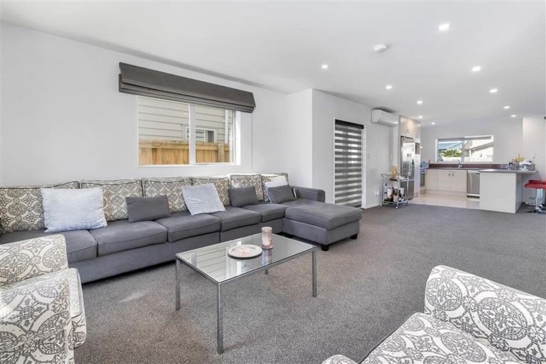 Photo of property in 25 Bukem Place, Favona, Auckland, 2024