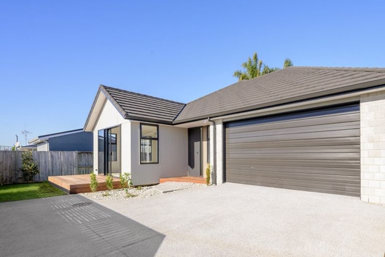 Photo of property in 8a Cherrywood Drive, Otumoetai, Tauranga, 3110