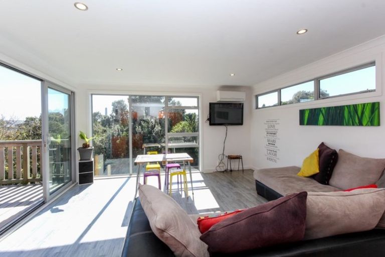 Photo of property in 24 Norwich Avenue, Spotswood, New Plymouth, 4310