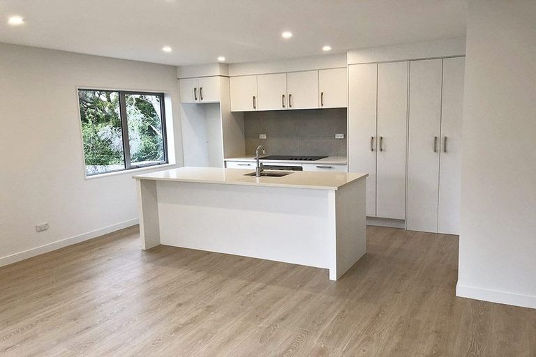 Photo of property in 40b Chippendale Crescent, Birkdale, Auckland, 0626