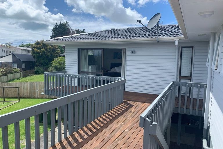 Photo of property in 10 Yeoman Place, Howick, Auckland, 2014