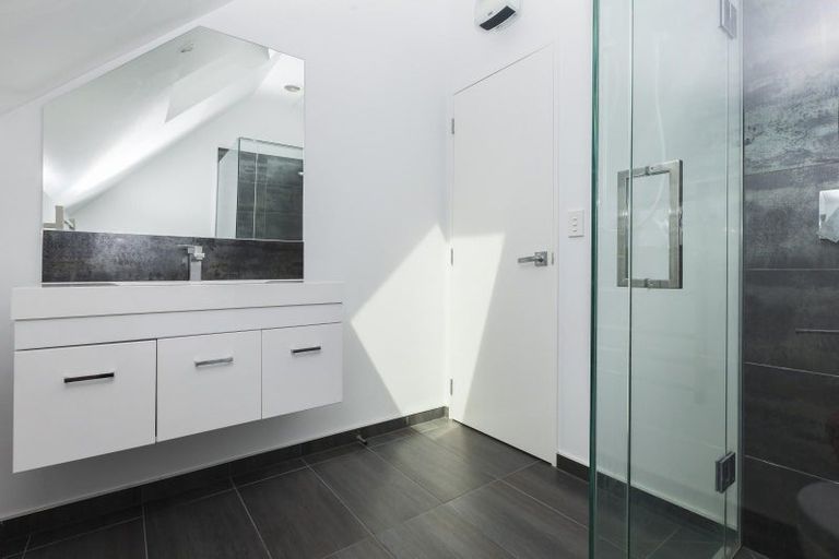 Photo of property in 1/237 Armagh Street, Christchurch Central, Christchurch, 8011