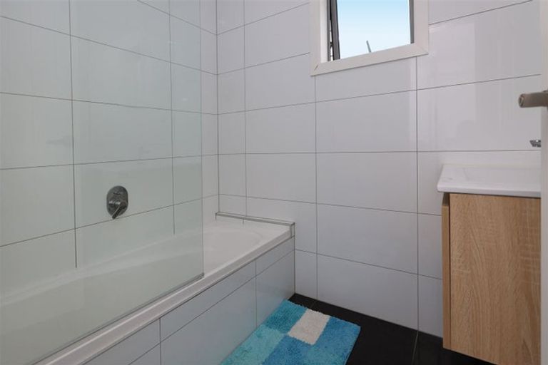 Photo of property in 65d Metcalfe Road, Ranui, Auckland, 0612