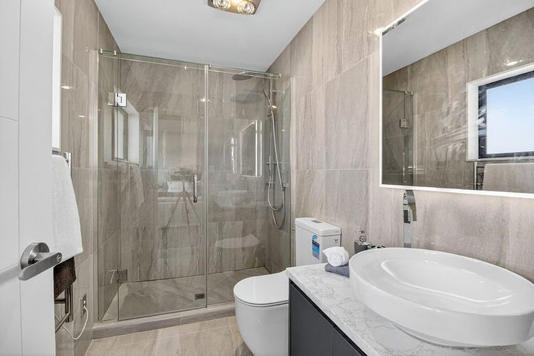Photo of property in 265 Flat Bush School Road, Flat Bush, Auckland, 2019