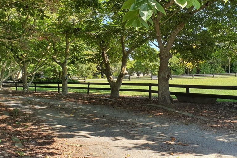 Photo of property in 4 Railway Terrace, Ohau, Levin, 5570