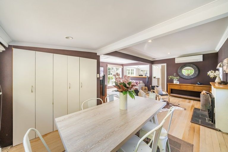 Photo of property in 25 Elmslie Road, Pinehaven, Upper Hutt, 5371