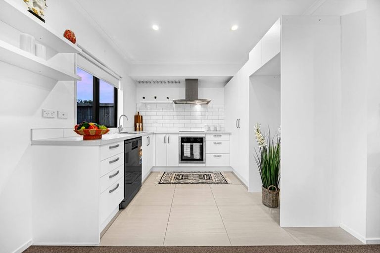 Photo of property in 74 Whenuapai Drive, Whenuapai, Auckland, 0618