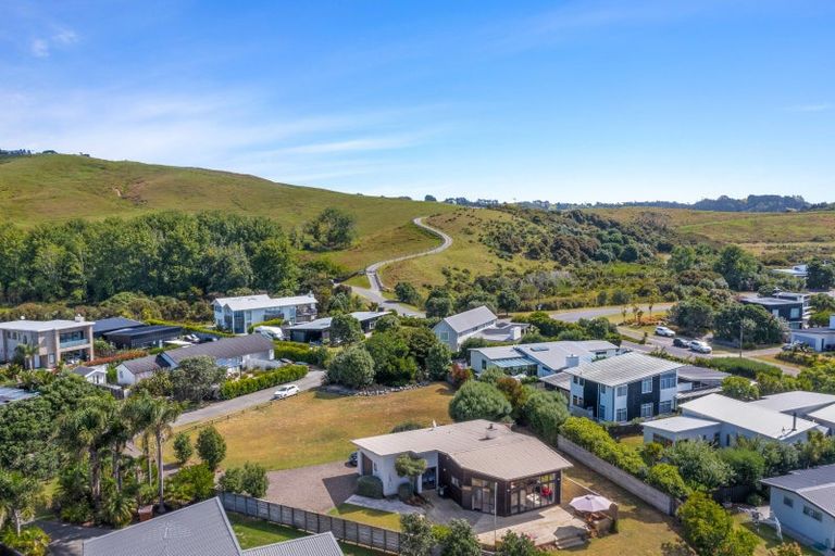 Photo of property in 233 Mangatawhiri Road, Omaha, 0986