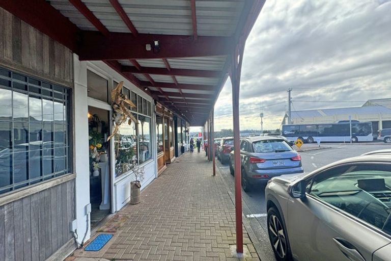 Photo of property in 19a Rangatira Road, Birkdale, Auckland, 0626