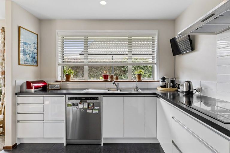 Photo of property in 53 Chateau Crescent, Rangatira Park, Taupo, 3330