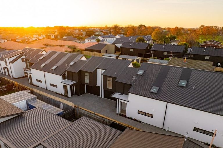 Photo of property in 4/25 Allard Street, Edgeware, Christchurch, 8013