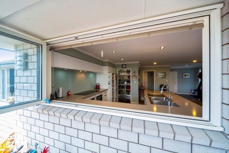 Photo of property in 28 Coby Sydney Drive, Bell Block, New Plymouth, 4312