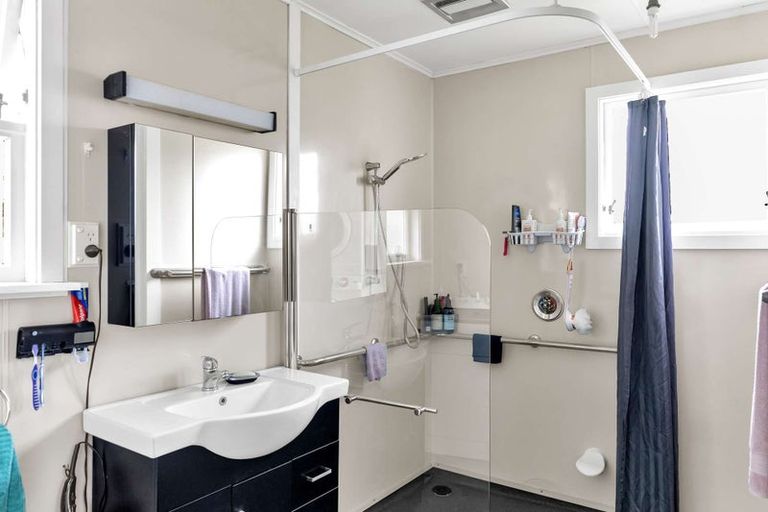 Photo of property in 96a Derby Street, Westport, 7825