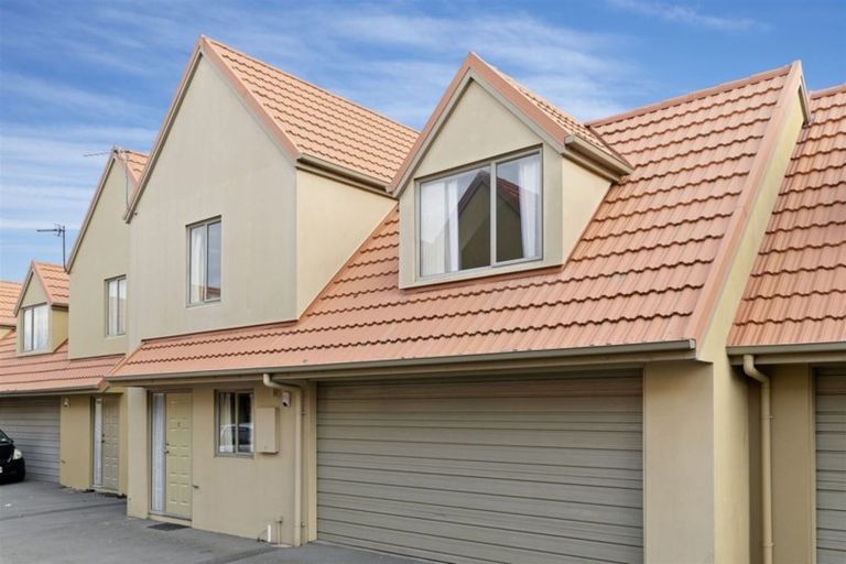 Photo of property in 2/19 George Street, Riccarton, Christchurch, 8041