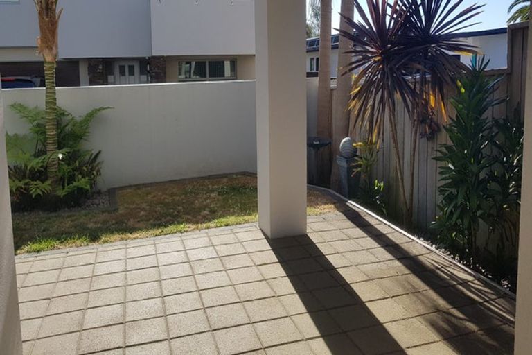 Photo of property in 6 Azores Way, Welcome Bay, Tauranga, 3112