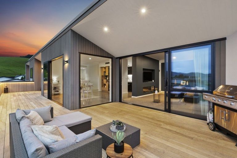 Photo of property in 40 Irwin Logan Drive, Mosgiel, 9024