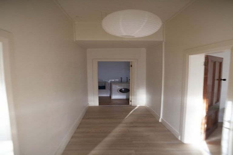 Photo of property in 77 Nairn Street, Mount Cook, Wellington, 6011