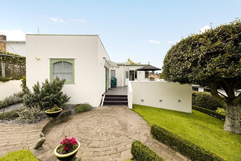 Photo of property in 6 Fowlers Avenue, Frankton, Hamilton, 3204