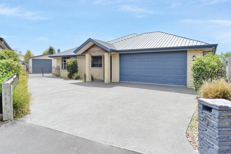 Photo of property in 6 Matson Close, Rangiora, 7400