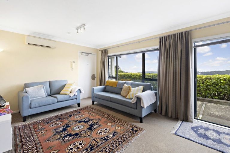 Photo of property in 80 Farnham Street, Mornington, Wellington, 6021