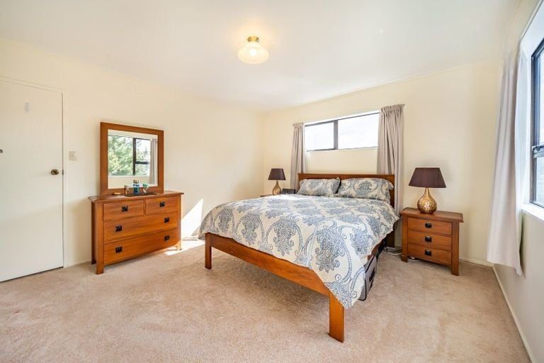 Photo of property in 6a Mossburn Grove, Kelson, Lower Hutt, 5010