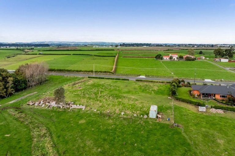 Photo of property in Pikitoroa Road, Normanby, Hawera, 4675