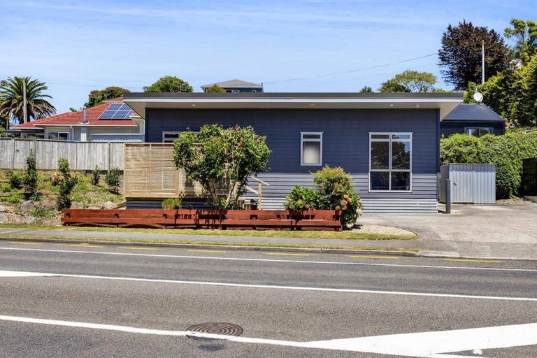 Photo of property in 2/2 Hori Street, Vogeltown, New Plymouth, 4310