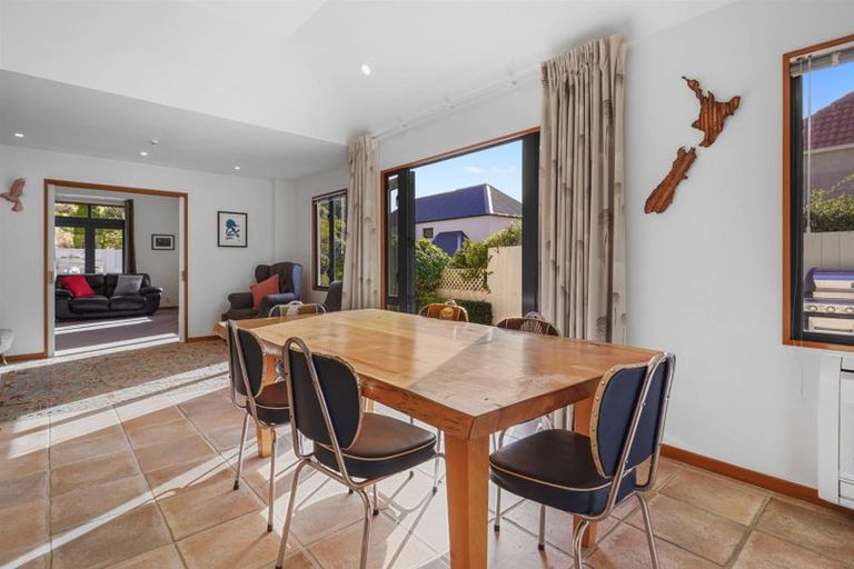 Photo of property in 5 Virginia Lane, Mount Pleasant, Christchurch, 8081