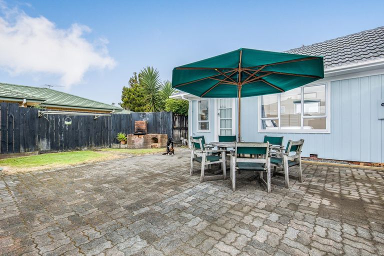 Photo of property in 8 Hunua Road, Papakura, 2110