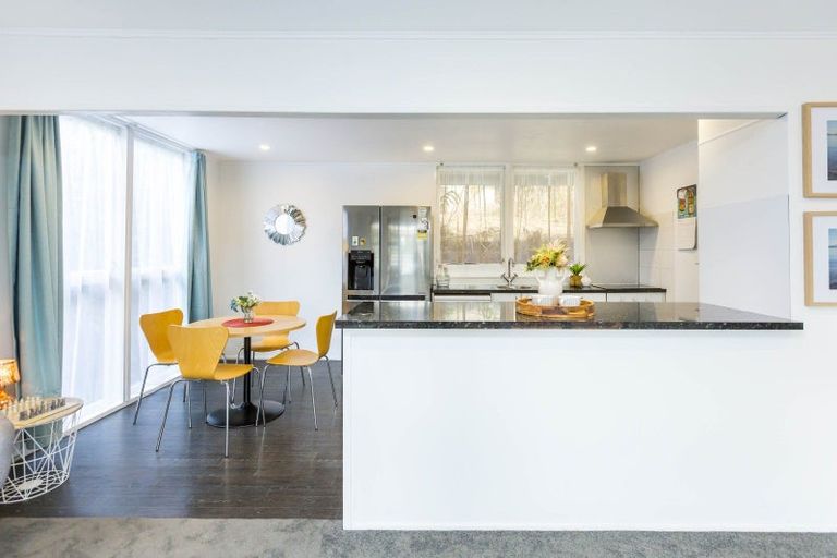 Photo of property in 33 Fraser Street, Wainuiomata, Lower Hutt, 5014