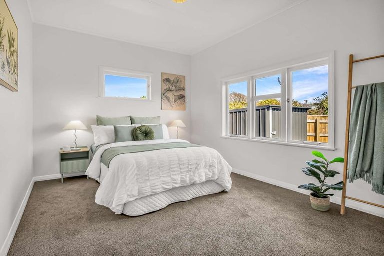 Photo of property in 25 Kent Road, Saint Johns Hill, Whanganui, 4501