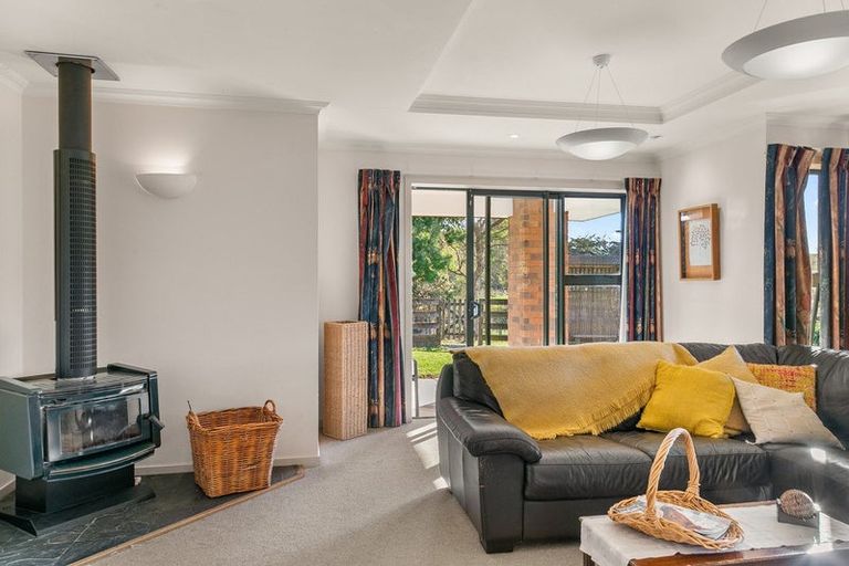 Photo of property in 54 Potts Road, Koputaroa, Shannon, 5571