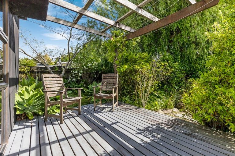 Photo of property in 11 Bays Road, Orere Point, Papakura, 2585