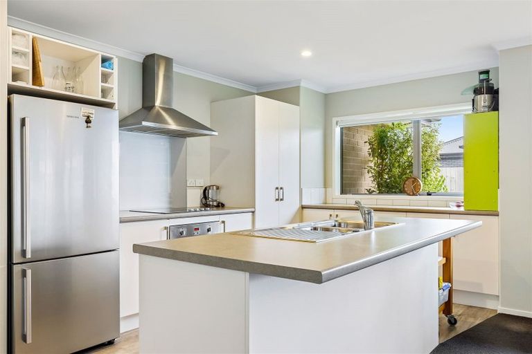 Photo of property in 23 Lewis Crescent, Rolleston, 7614