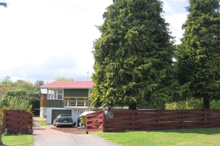 Photo of property in 36 Sunset Street, Hilltop, Taupo, 3330