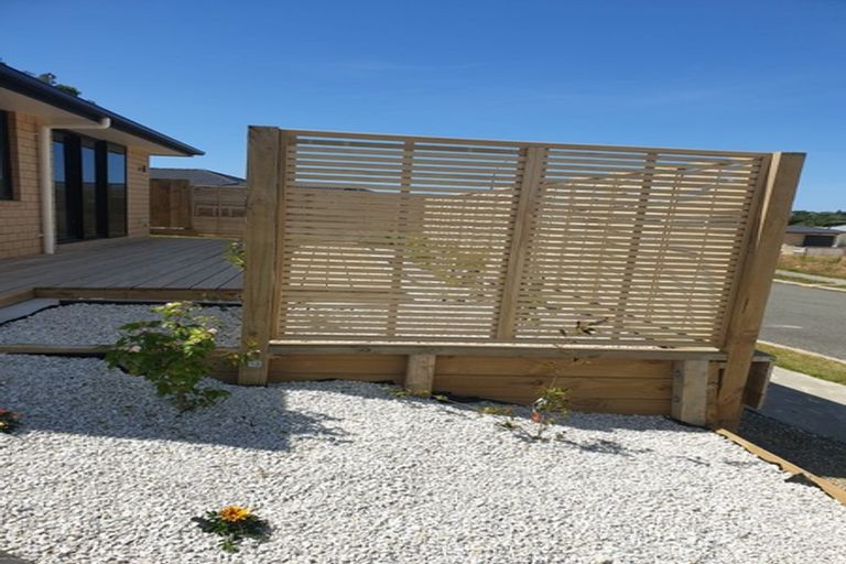 Photo of property in 3 Frederick Place, Whalers Gate, New Plymouth, 4310