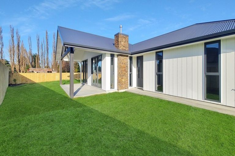 Photo of property in 30 Oldfield Lane, Marton, 4710