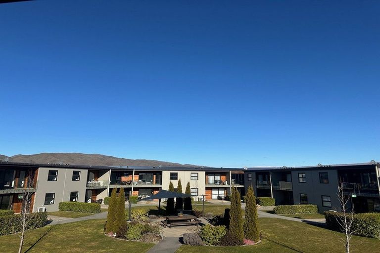 Photo of property in 7 Silverstone Drive, Cromwell, 9384