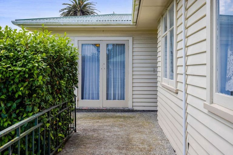 Photo of property in 144 Waihi Road, Hawera, 4610