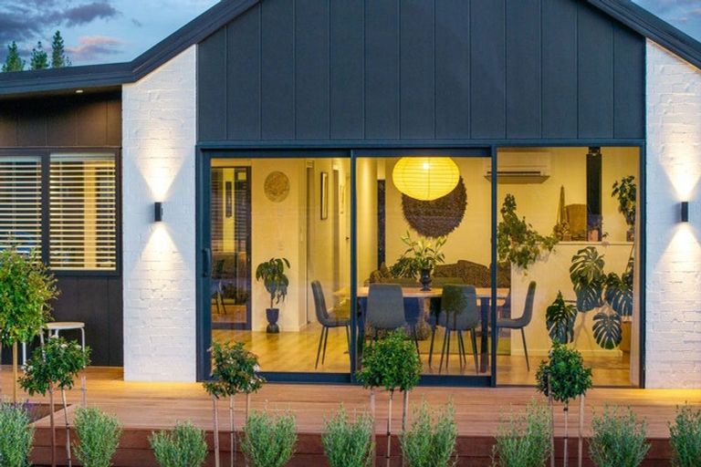 Photo of property in 21 Pollock Street, Alexandra, 9320