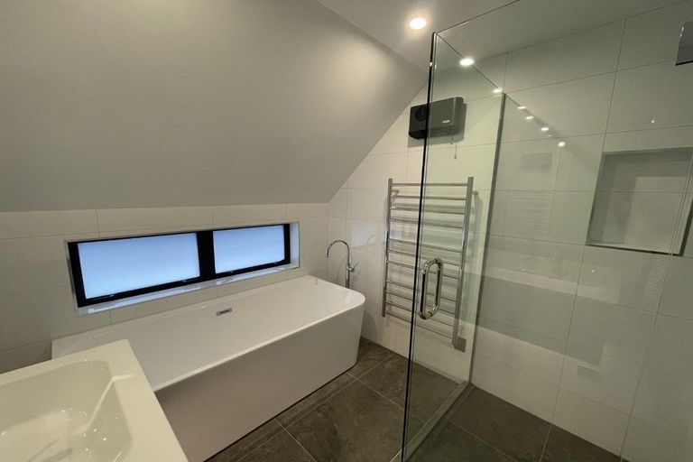 Photo of property in 76 Jeffreys Road, Fendalton, Christchurch, 8052