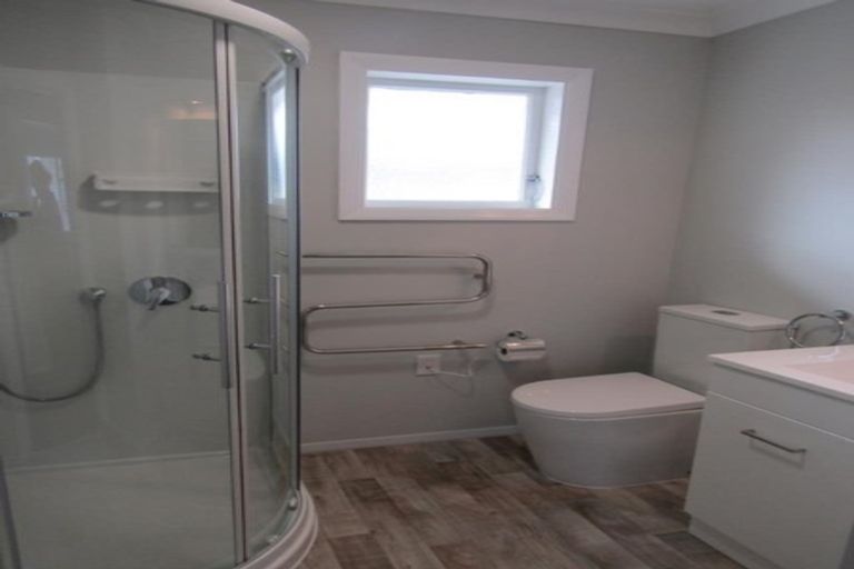 Photo of property in 4/6 Ruahine Street, Trentham, Upper Hutt, 5018