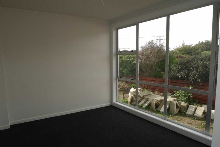 Photo of property in 30 Michael Road, Paraparaumu Beach, Paraparaumu, 5032